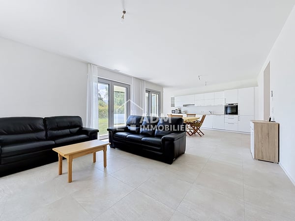 Saillon,  appartement 4.5 pièces rez avec jardin privatif de 243 m2 3