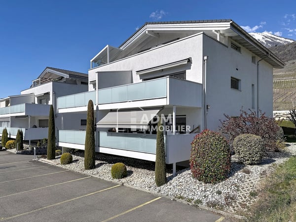 Leytron, spacieux appartement 4.5 pièces en attique 12