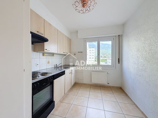 Appartement de 3.5 pièces avec deux places de parc 6