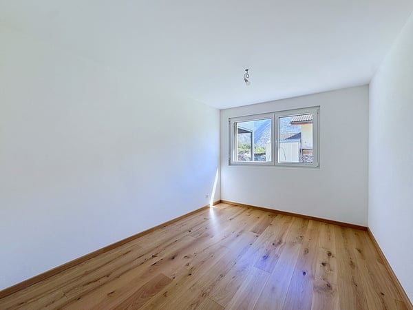 Leytron, Superbe 4.5 pièces neuf avec grand jardin privatif 8