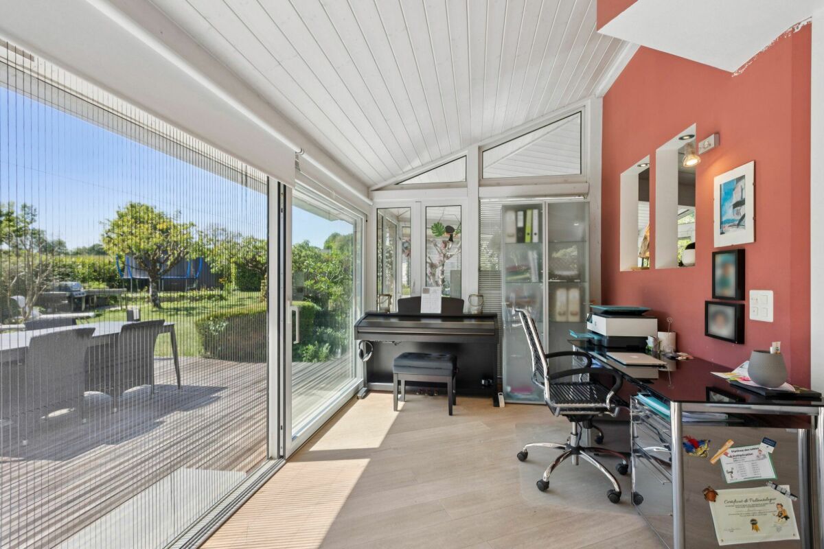 Villa jumelle 5.5 pièces avec studio à Vich