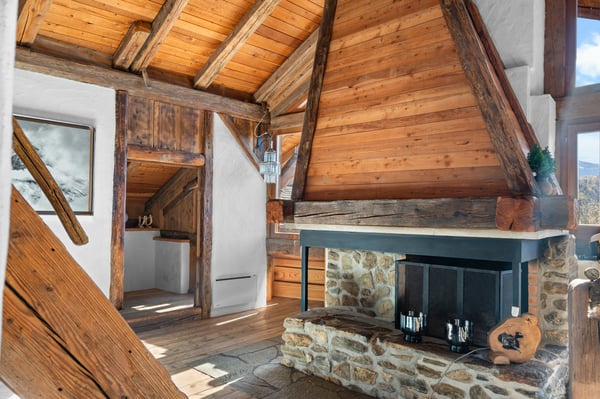 Magnifique grange rénovée au coeur du village d'Icogne 6