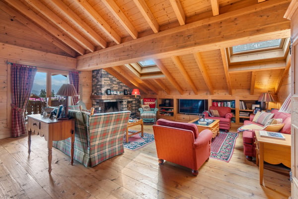 Attique duplex de standing avec accès ski-in/ski-out à Plans-Mayens 1