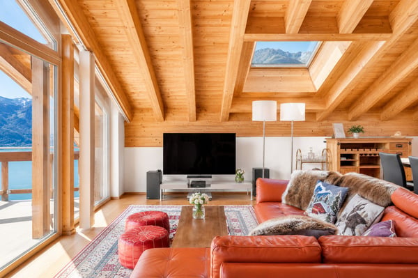 5.5 Zimmer Dachwohnung an grandioser Lage in Grächen 2