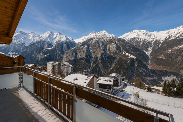 5.5 Zimmer Dachwohnung an grandioser Lage in Grächen 8