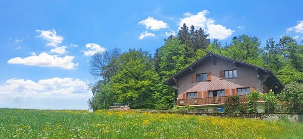 Un chalet à réinventer, un cadre à couper le souffle 3