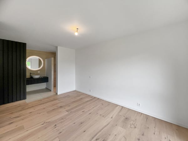 Sublime attique moderne de 4.5 pces au sein d'une PPE de 2 biens 7