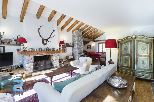 Au coeur de Crans et en bordure du golf, chalet de deux logements 2