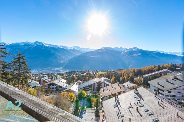 MAGNIFIQUE APPARTEMENT À L'ENTRÉE DE MONTANA AVEC VUE PANORAMIQUE