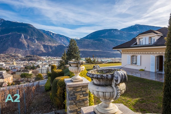 VILLA D'EXEPTION SUR LES HAUTEURS DE SIERRE 11