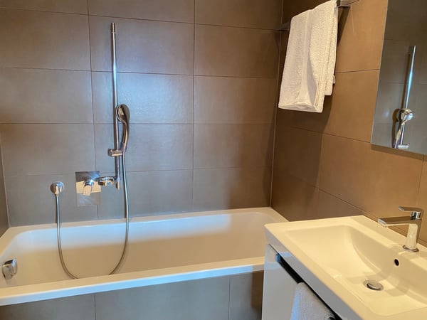 LOCATION SEMAINE 1.5 pièces de standing à deux pas du centre de Crans 7