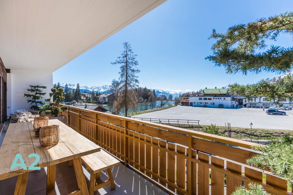 Appartement d'exception au centre de Crans-Montana, vue panoramique 9