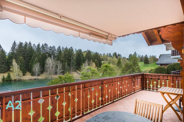 MAGNIFIQUE APPARTEMENT AU BORD DU LAC DE LA MOUBRA 5