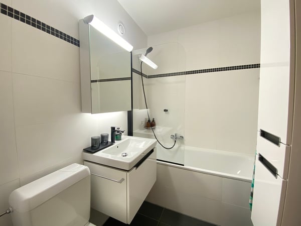 Superbe appartement de 2,5 pièces au lac de la Moubra LOCATION SEMAINE 6