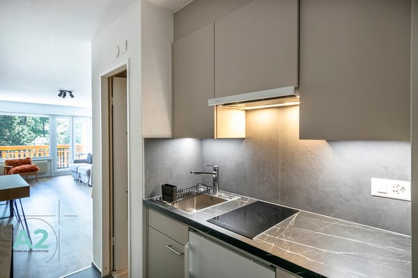 Studio rénové, disponible en location à l'année 5