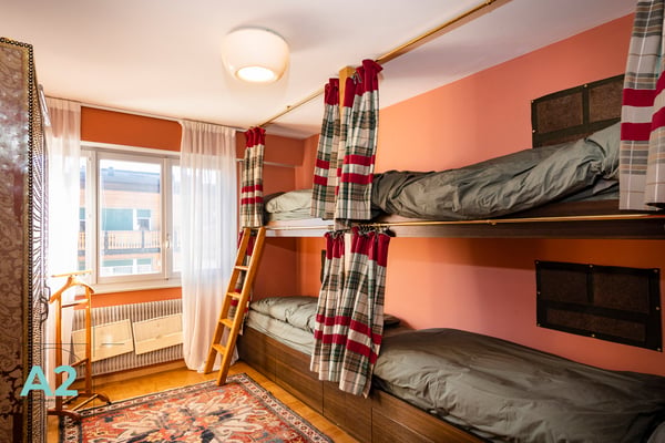 APPARTEMENT AUTHENTIQUE EN PLEIN CENTRE DE CRANS 8