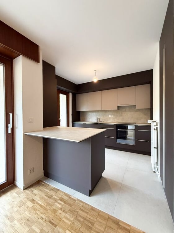 Appartement 1.5 pièces rénové à Sion 2