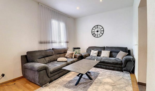 Immeuble mixte à Bex 18