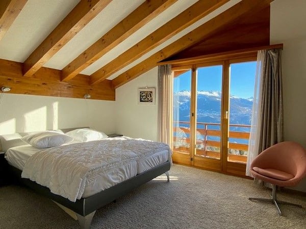 Magnifique chalet avec une vue incroyable 12