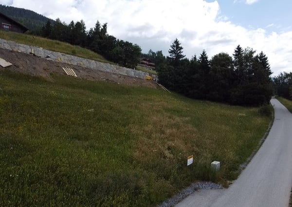 Parcelle constructible avec préavis favorable de la commune 1