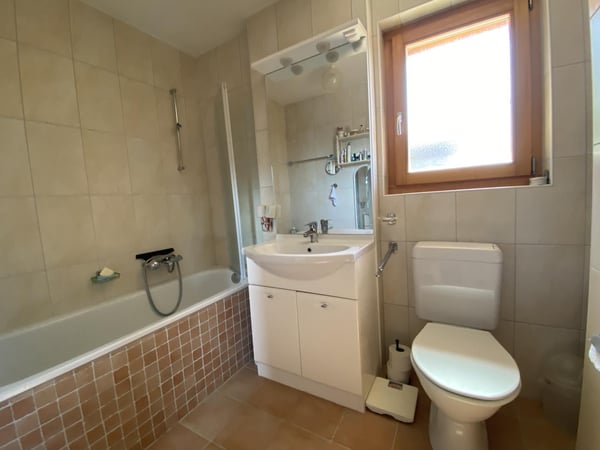 Superbe duplex avec jardin, panorama dégagé et garage, un atout indéniable 11