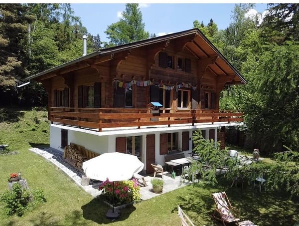 Chalet familial ou pied-à-terre de charme à Anzère