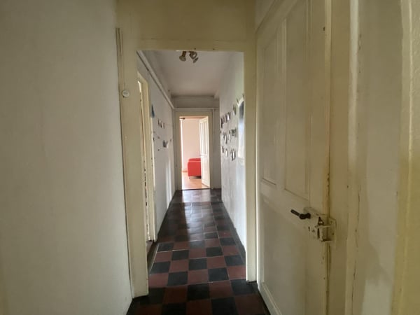 Sierre appartement duplex dernier étage avec immense galetas à exploiter 8