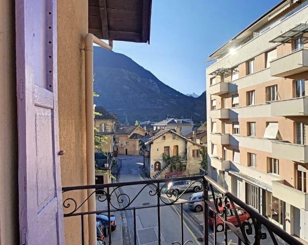 Sierre appartement duplex dernier étage avec immense galetas à exploiter 13
