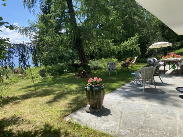 Chalet familial ou pied-à-terre de charme à Anzère 12