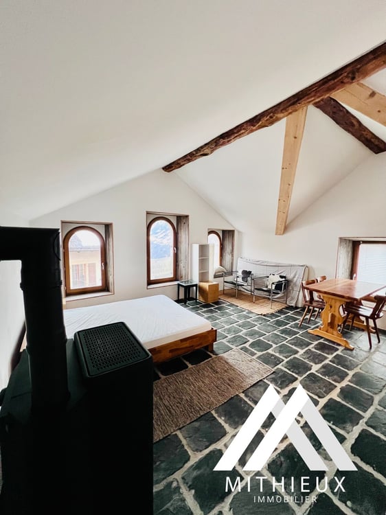 IMMEUBLE DE RENDEMENT, MASE ( MONT-NOBLE ) 3