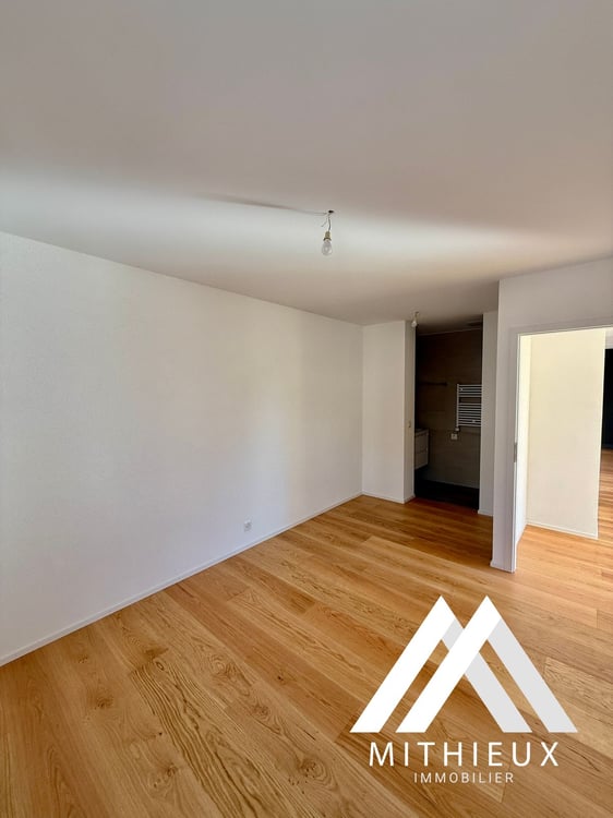 ATTIQUE NEUF DE 1.5 PCES, 130 M2 + TERRASSE PRIVÉE - SION 10