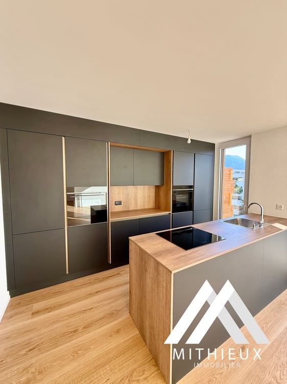 ATTIQUE NEUF DE 1.5 PCES, 130 M2 + TERRASSE PRIVÉE - SION 2