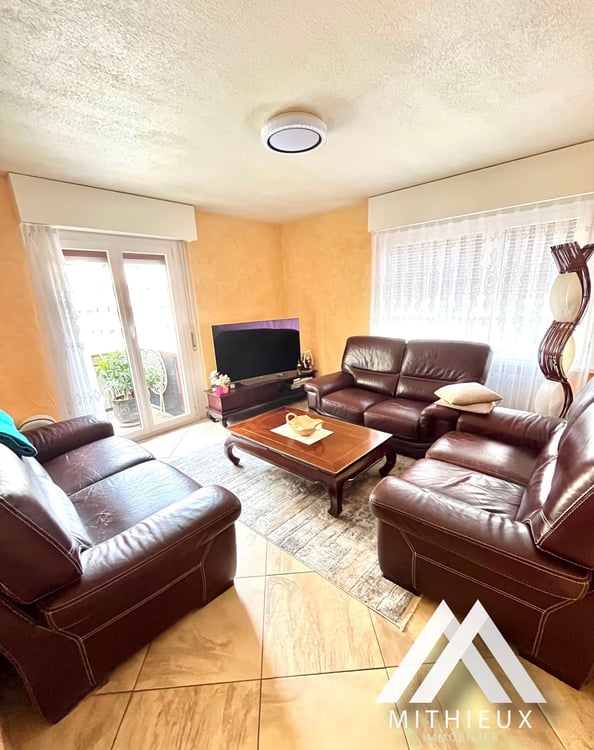 Bel appartement 4.5 Pces de 100 m² au coeur de Chamoson 1