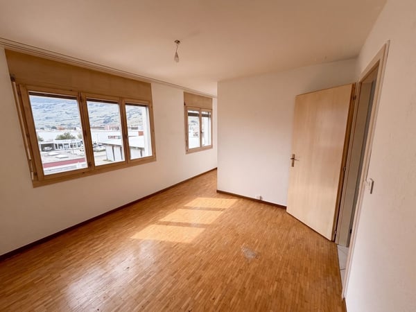Spacieux appartement de 1.5 pièces au dernier étage avec terrasse et balcons - Conthey 4