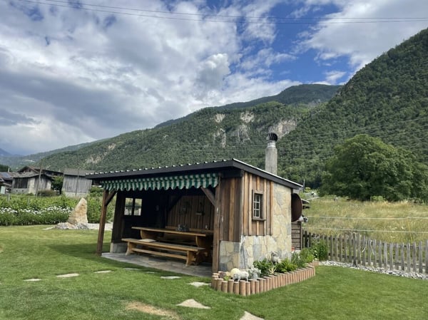 A Grône, Rez de jardin 1.5 pièces à louer 3