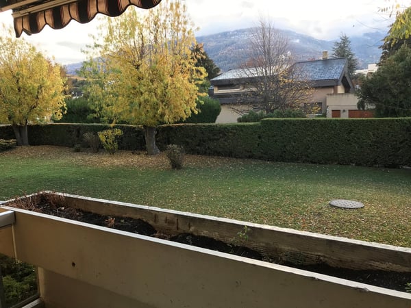 SPACIEUX 4.5P AVEC TERRASSE IDEALEMENT SITUE A CH-CONTHEY / MALOC-IMMO 1