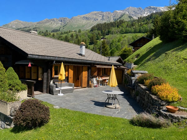 C’est exactement le genre de chalet que l’on imagine quand on rêve de la Suisse. 41