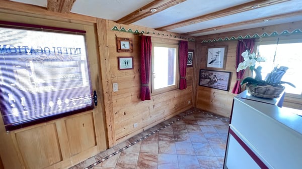 Immeuble résidentiel et commercial à vendre – Les Diablerets 7