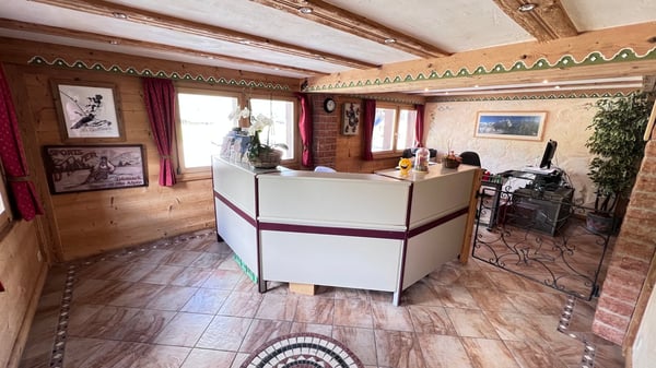 Immeuble résidentiel et commercial à vendre – Les Diablerets 6