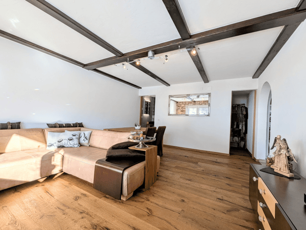 4.5 Zimmerwohnung mit unverbaubarem Matterhornblick 4