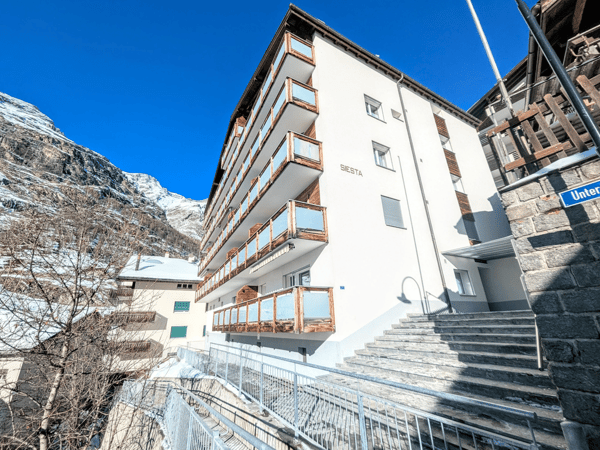 4.5 Zimmerwohnung mit unverbaubarem Matterhornblick 13