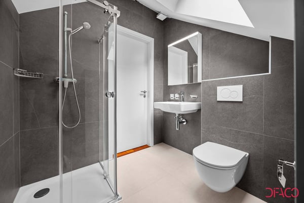 IMMEUBLE D'INVESTISSEMENT A VERNAYAZ 9