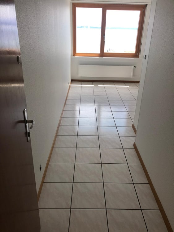Charmant studio de 1.5 pièces avec vue lac à Neuchâtel 1