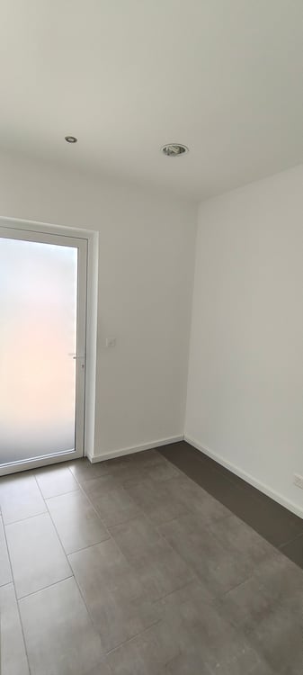 Appartement de 2.5 pièces à louer à Lens 7