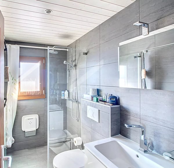 Magnifique chalet rénové avec studio - Vente aux étrangers possible 8