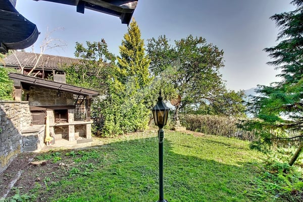 Chalet en madriers, vue lac Léman et montagnes - Vente aux étrangers OK 11