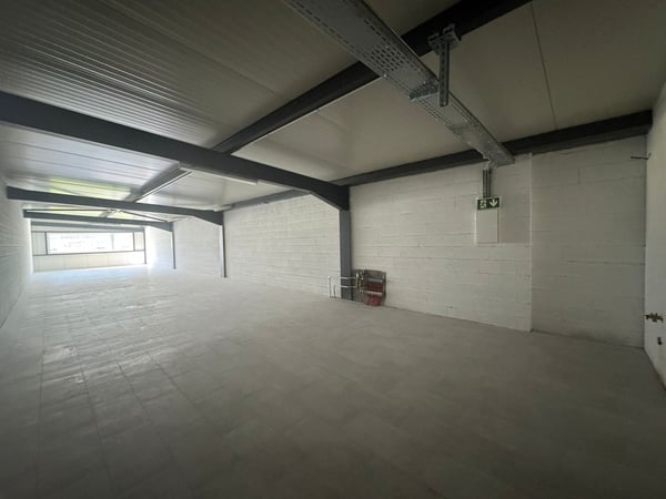 Espace commercial moderne à Vétroz - Opportunité d'investissement de premier ordre 2