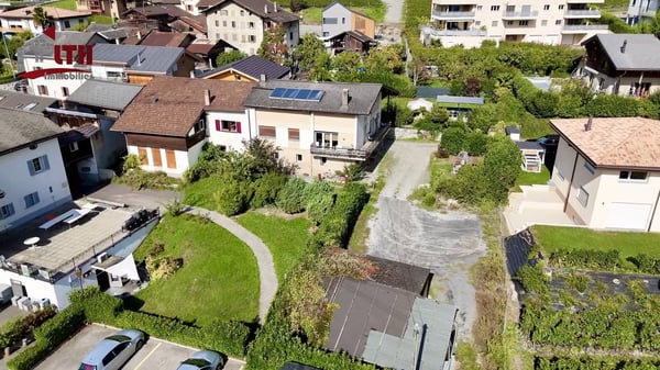 À vendre – Terrain de 1’300 m² en zone village à Chamoson 2