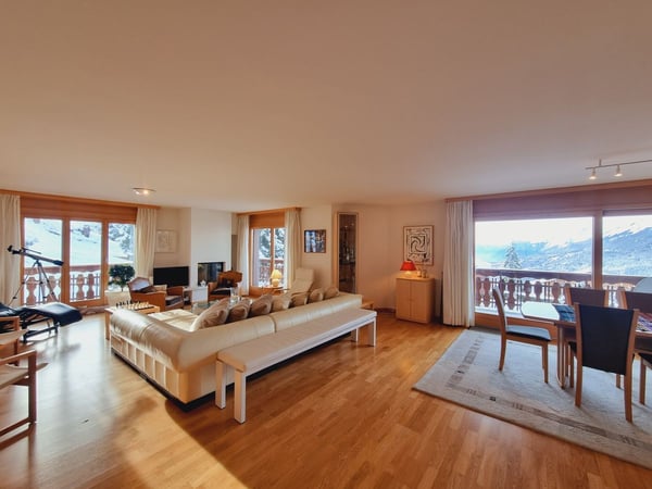 Lumineux appartement de 1.5p à seulement 5 min en voiture du centre de Crans / Ref. 1007-661 1