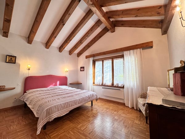 Chalet d'Exception avec Appartement Indépendant à deux pas du Golf Ballesteros. / Ref. 1007-675 10